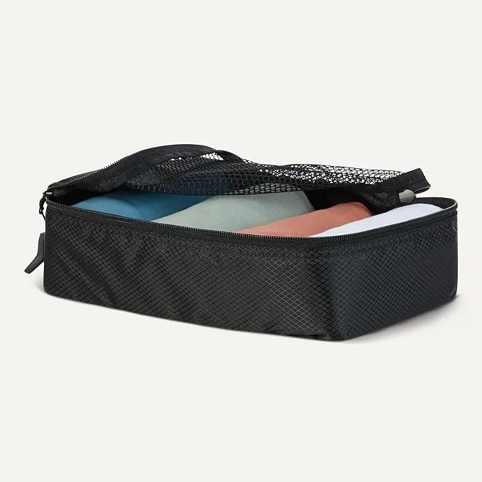 Amazon Essentials 4-Piece Packing Cubes Travel Accessories Set, Luggage Organizer with Double Zipper, Mesh Top, 100% Polyester, Small, Black (Previously Amazon Basics)